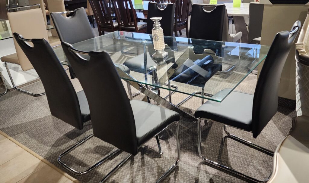 CD064TX029CXBK Glass Kitchen Table with Black Chairs Sodhi Furniture
