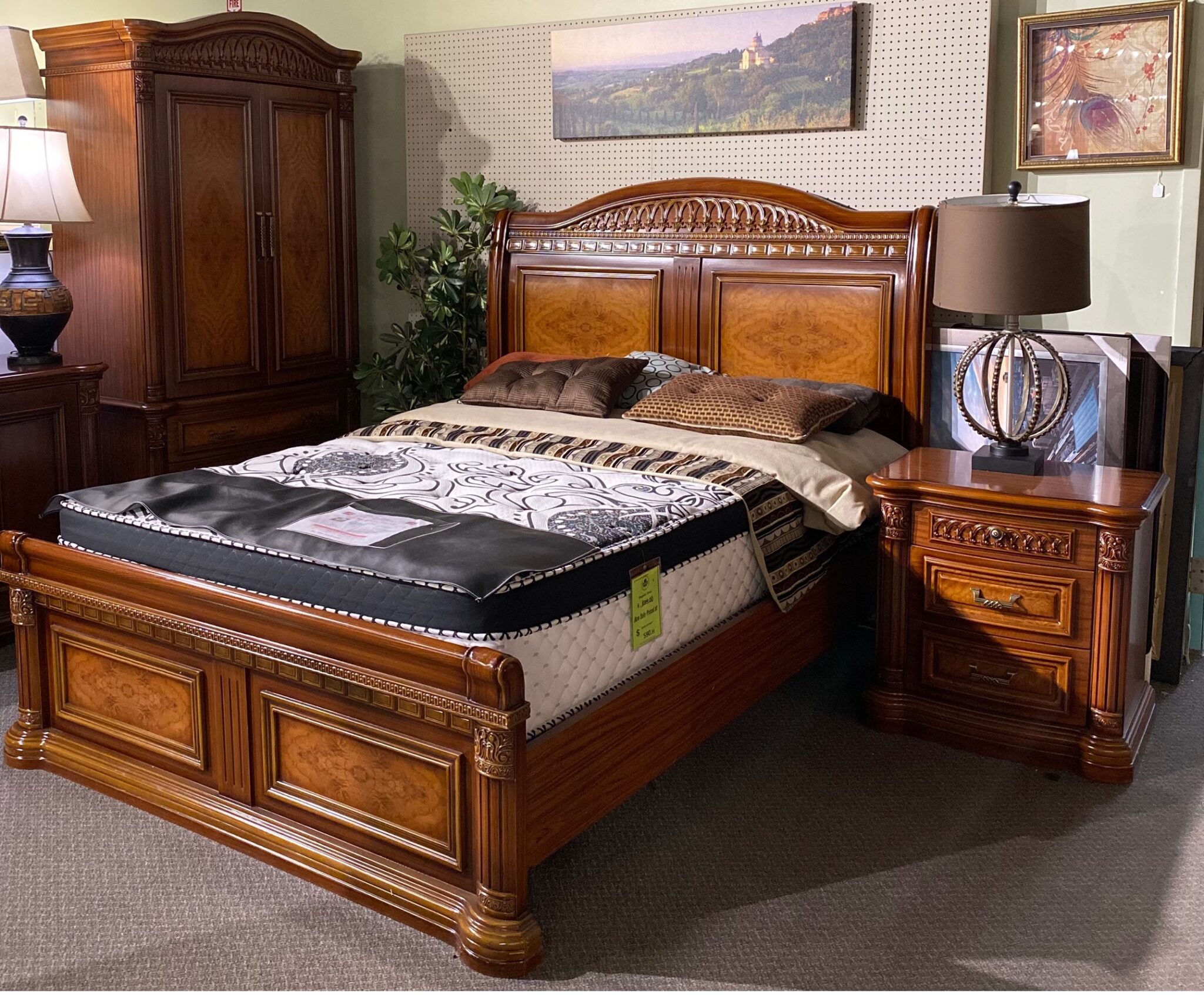 IB8073AXLT Sodhi Furniture